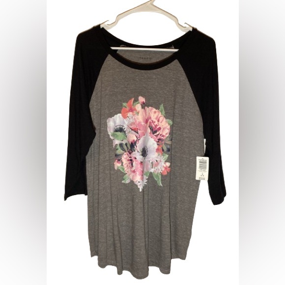 torrid Tops - NWT Torrid 1x 14-16 classic fit Grey/Black
